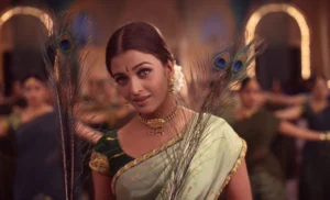 Aishwarya in Kandukondain Kandukondain