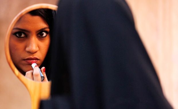 konkona-sen-in-lipstick-under-my-burkha