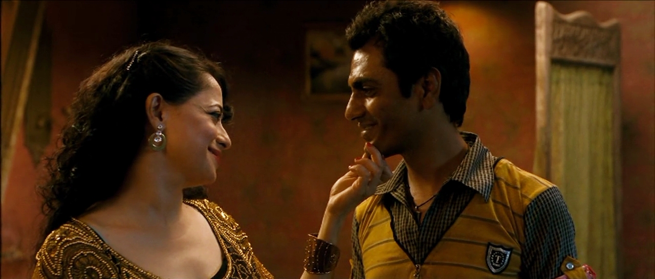 Nawazuddin and Sheeba Chadda in Talaash