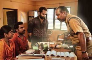 thondimuthalum driksakshiyum