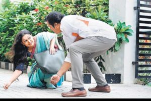 Shobana Suresh Gopi Varane Film Review