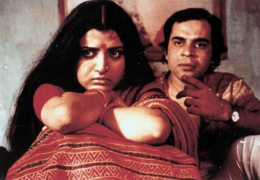 36-Chowringhee-Lane-Review-Debashree-Dhritiman