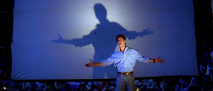 SRK in Iconic Pose Swades