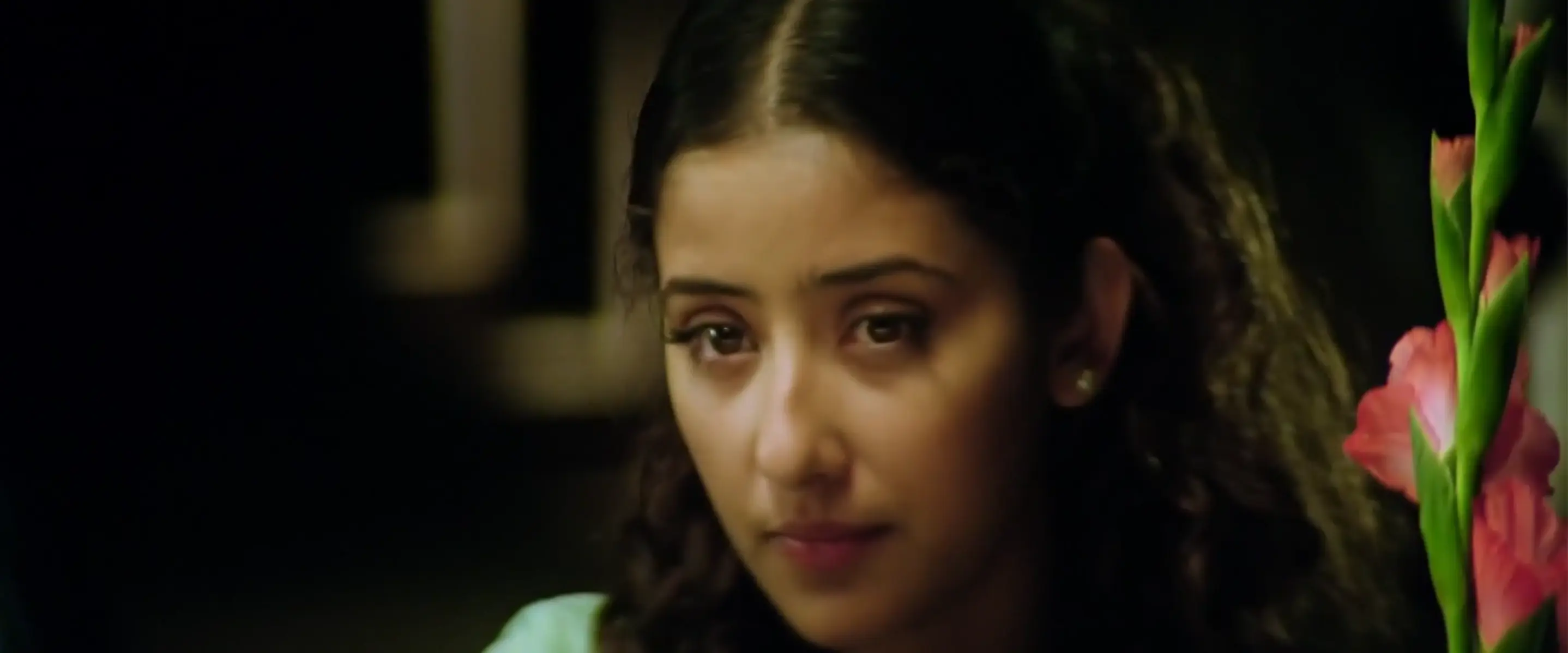 Manisha in Khamoshi